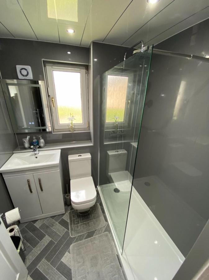 Prime Commuter Executive Apartment دنفرملاين المظهر الخارجي الصورة